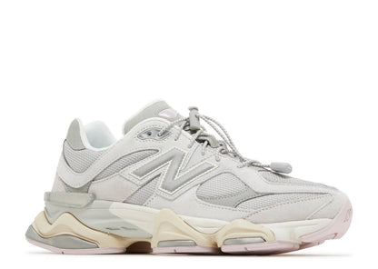 New Balance 9060 &