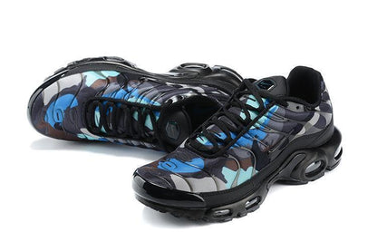 Nike Air Max Plus &