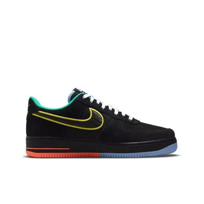 Nike Air Force 1 &