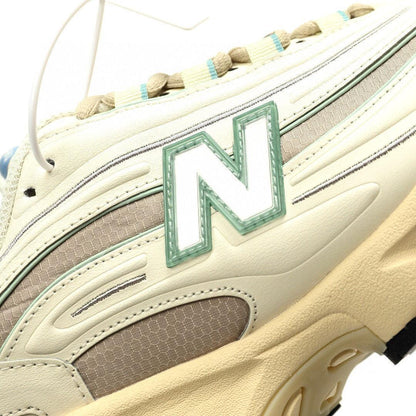 New Balance 1000 &