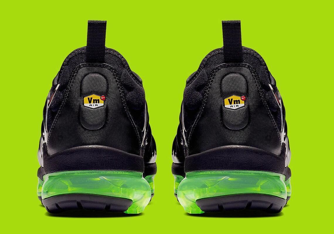 Nike Air VaporMax Plus Black Volt Sole Sneakers - Men&