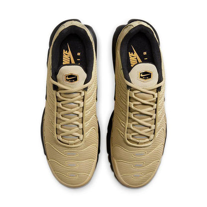 Nike Air Max Plus &