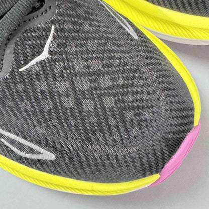 Hoka One One Clifton 9 &