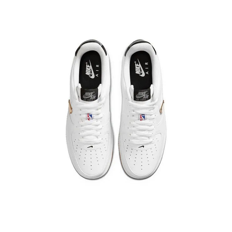 Nike Air Force 1 Low &