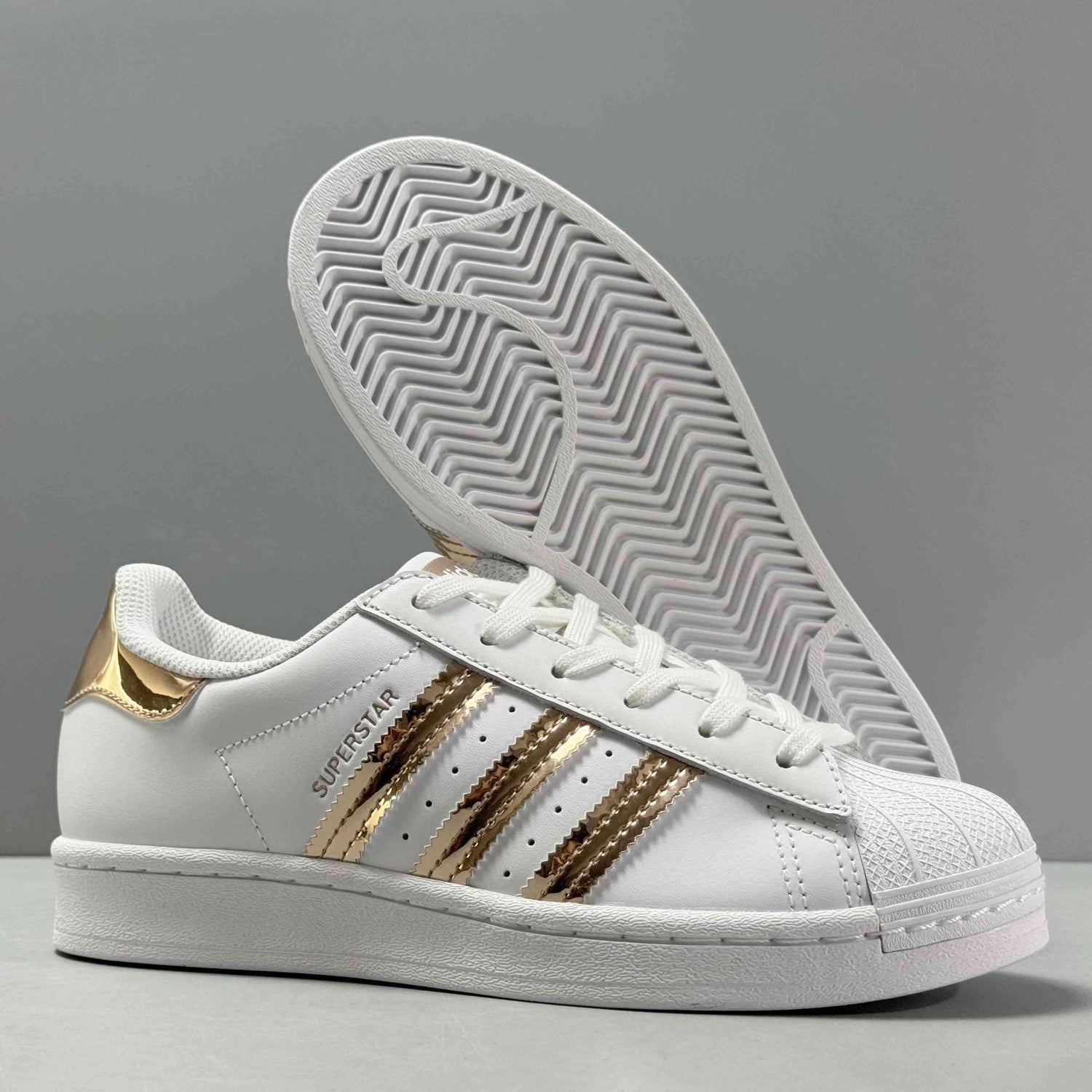 Adidas Superstar &