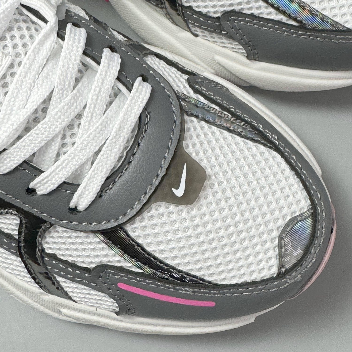 Nike V2K Run &