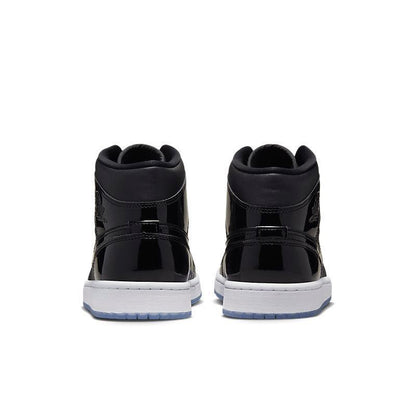 Air Jordan 1 Mid SE &