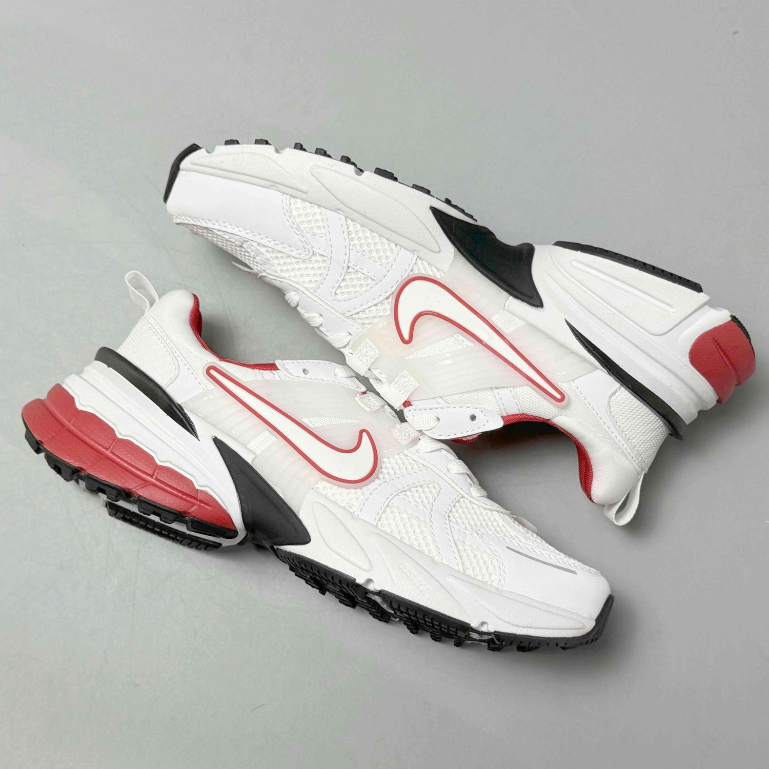 Nike V2K Run &