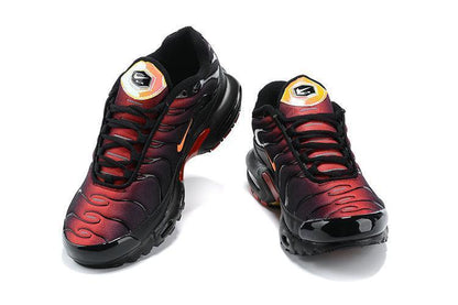 Nike Air Max Plus &
