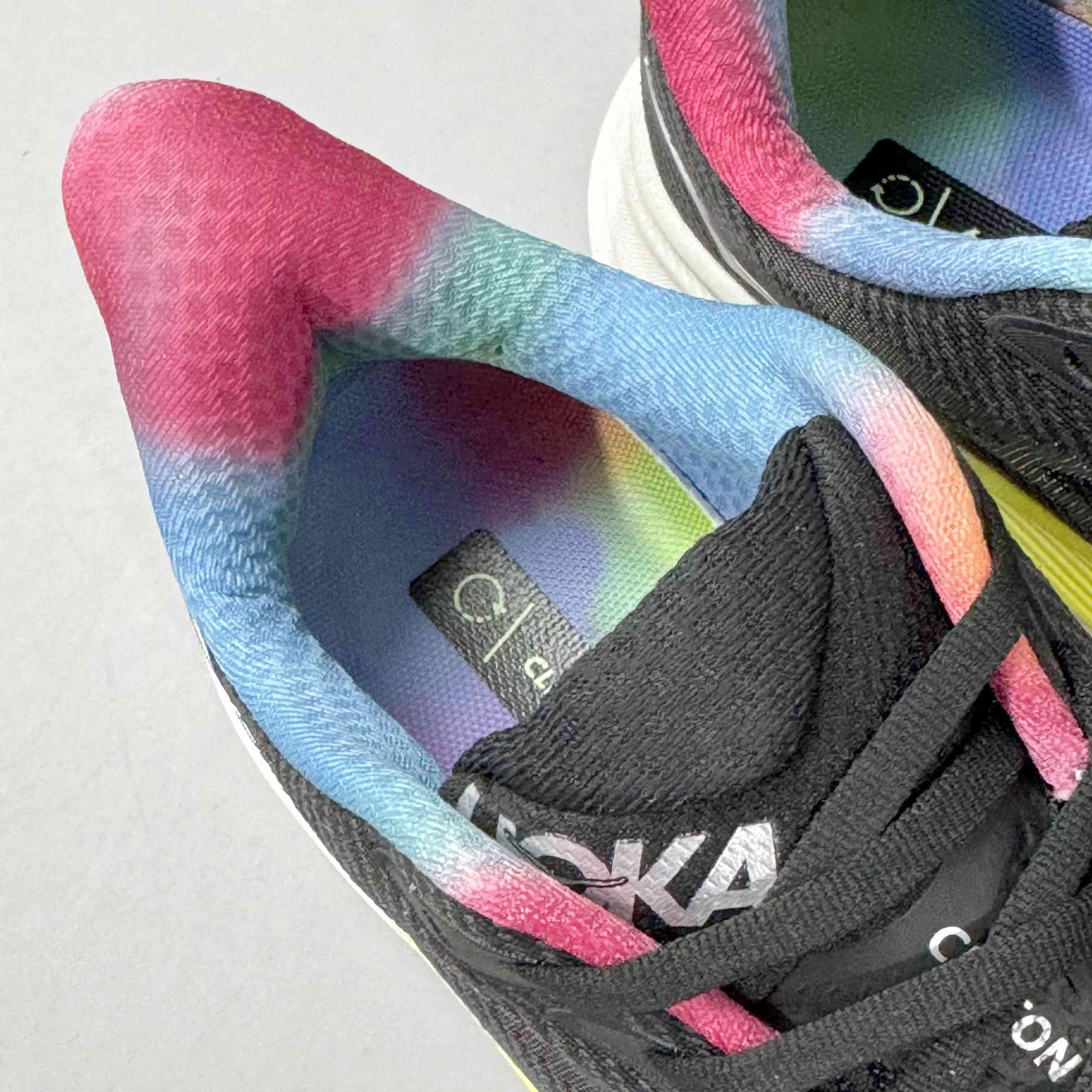 Hoka One One Clifton 9 &