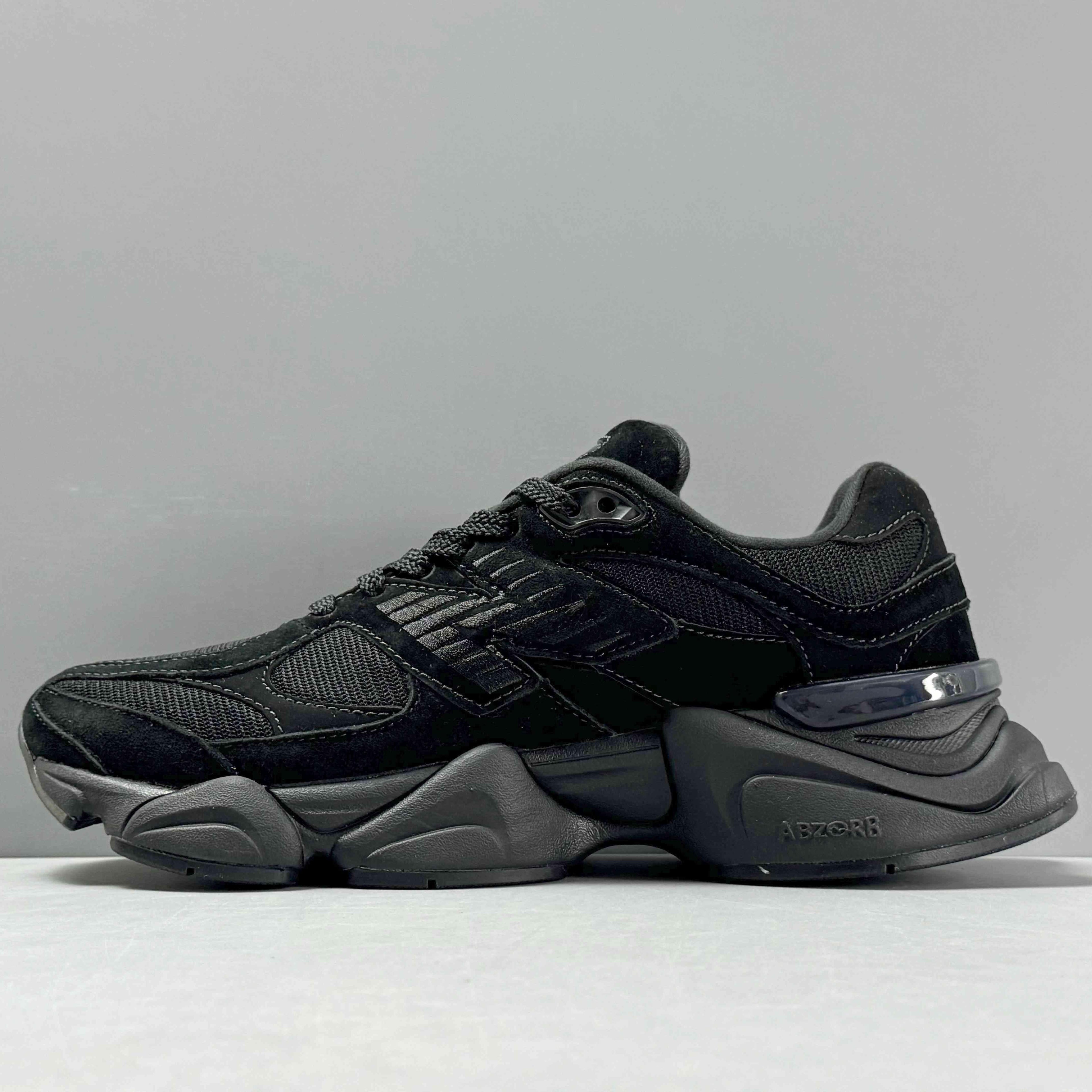 New Balance 9060 &