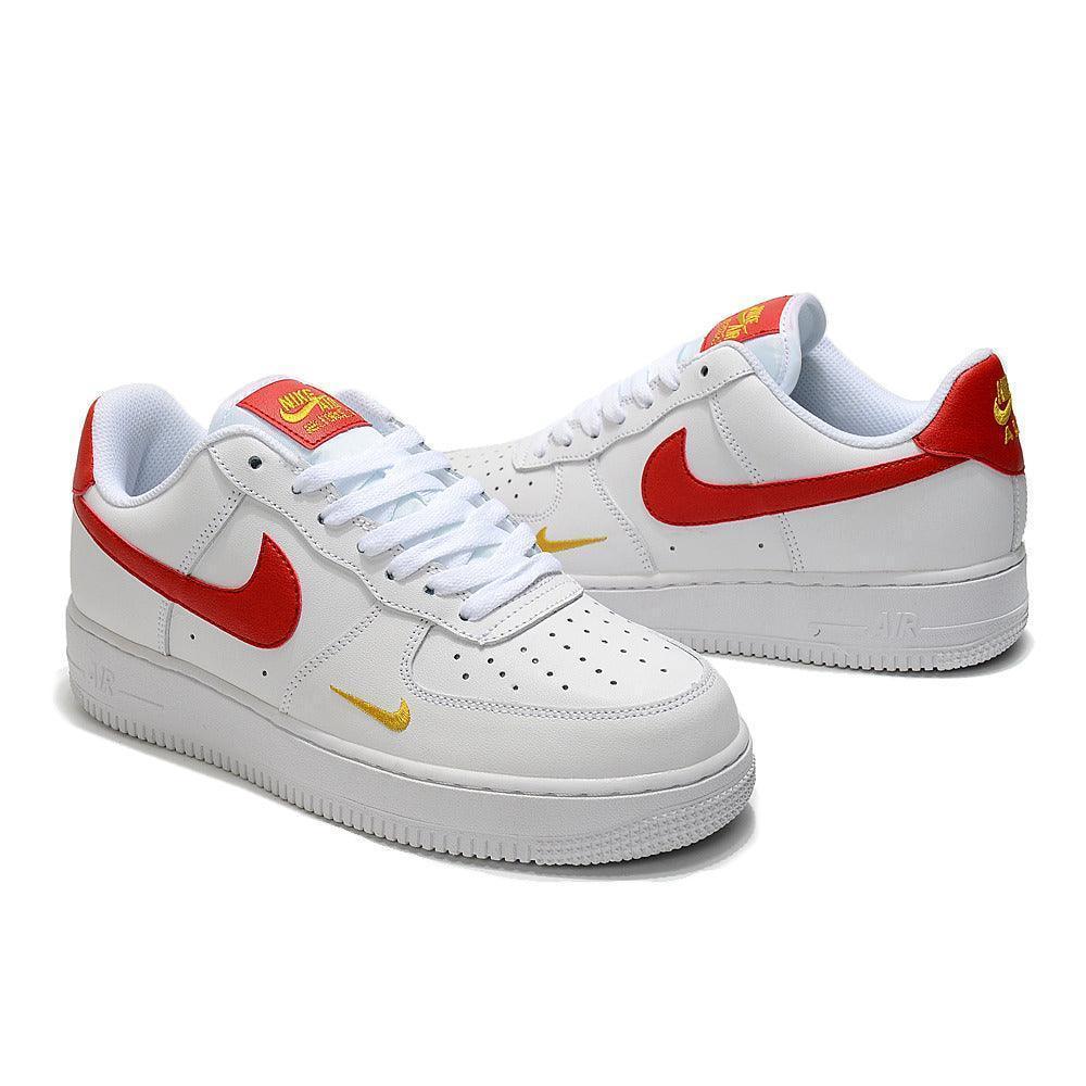 Nike Air Force 1 &