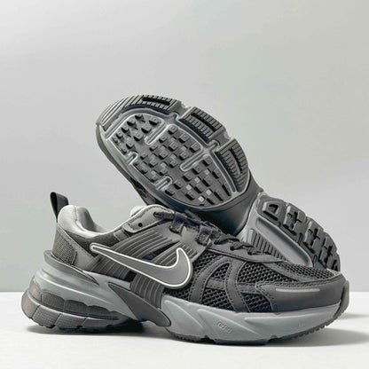 Nike V2K Run &