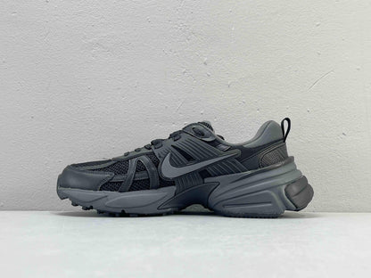 Nike V2K Run &