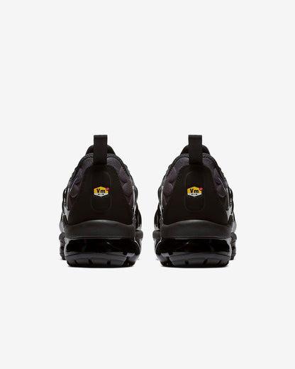Nike Air VaporMax Plus &
