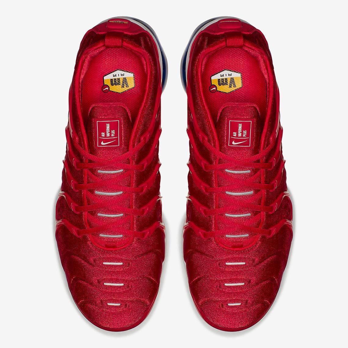 Nike Air VaporMax Plus &