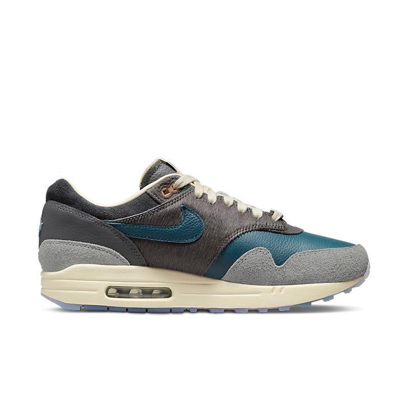 Nike Air Max 87 &