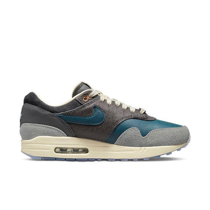 Nike Air Max 87 &