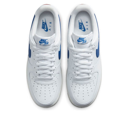 Nike Air Force 1 &