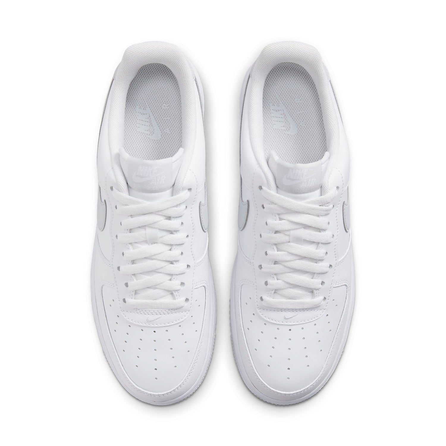 Nike Air Force 1 &