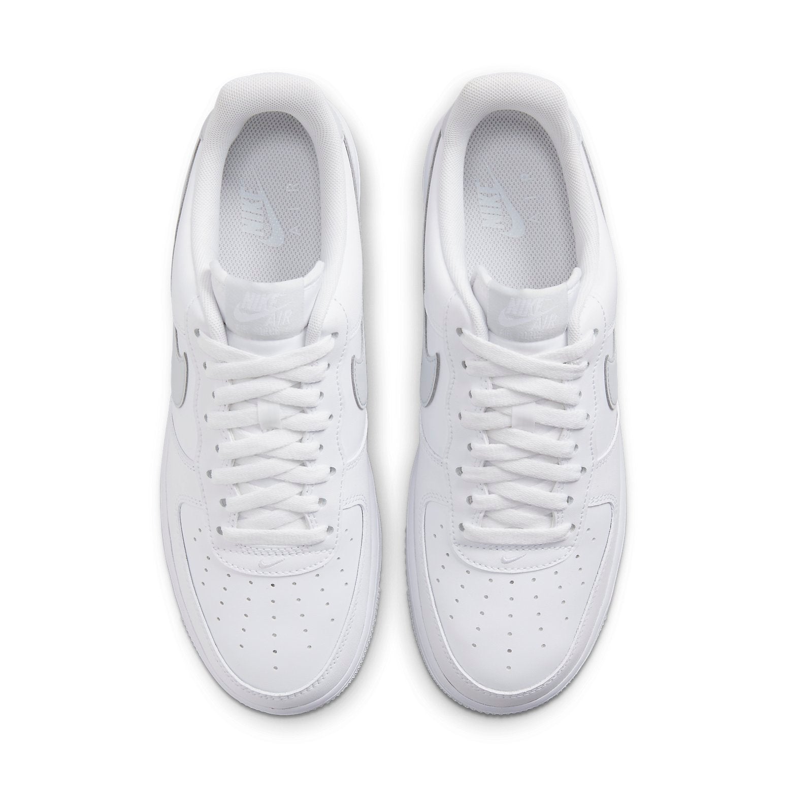 Nike Air Force 1 &