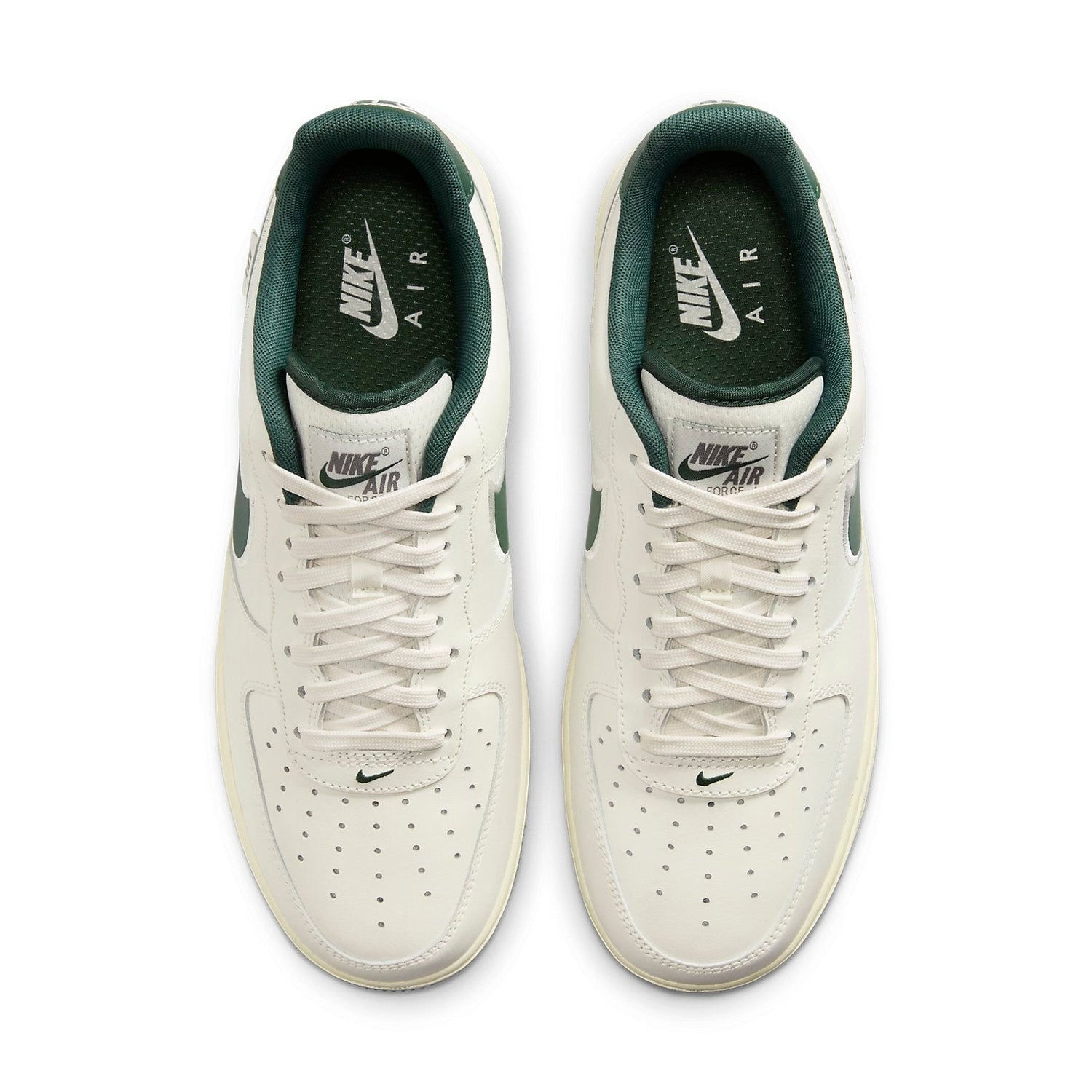 Nike Air Force 1 Low &