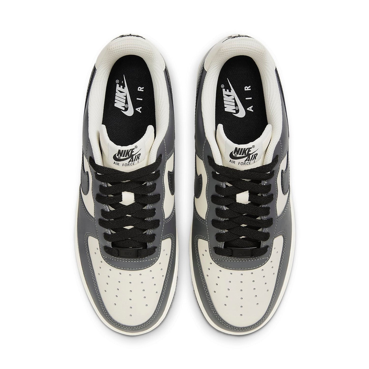 Nike Air Force 1 Low &