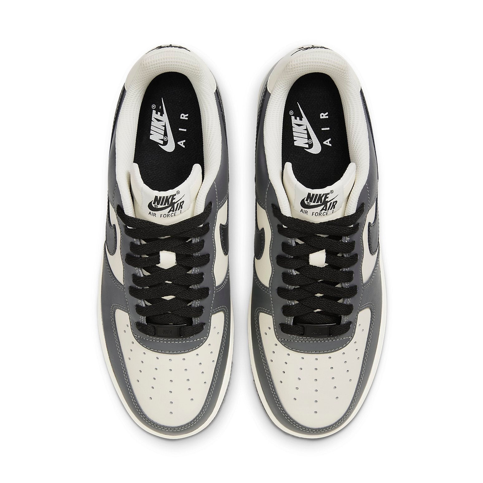 Nike Air Force 1 Low &