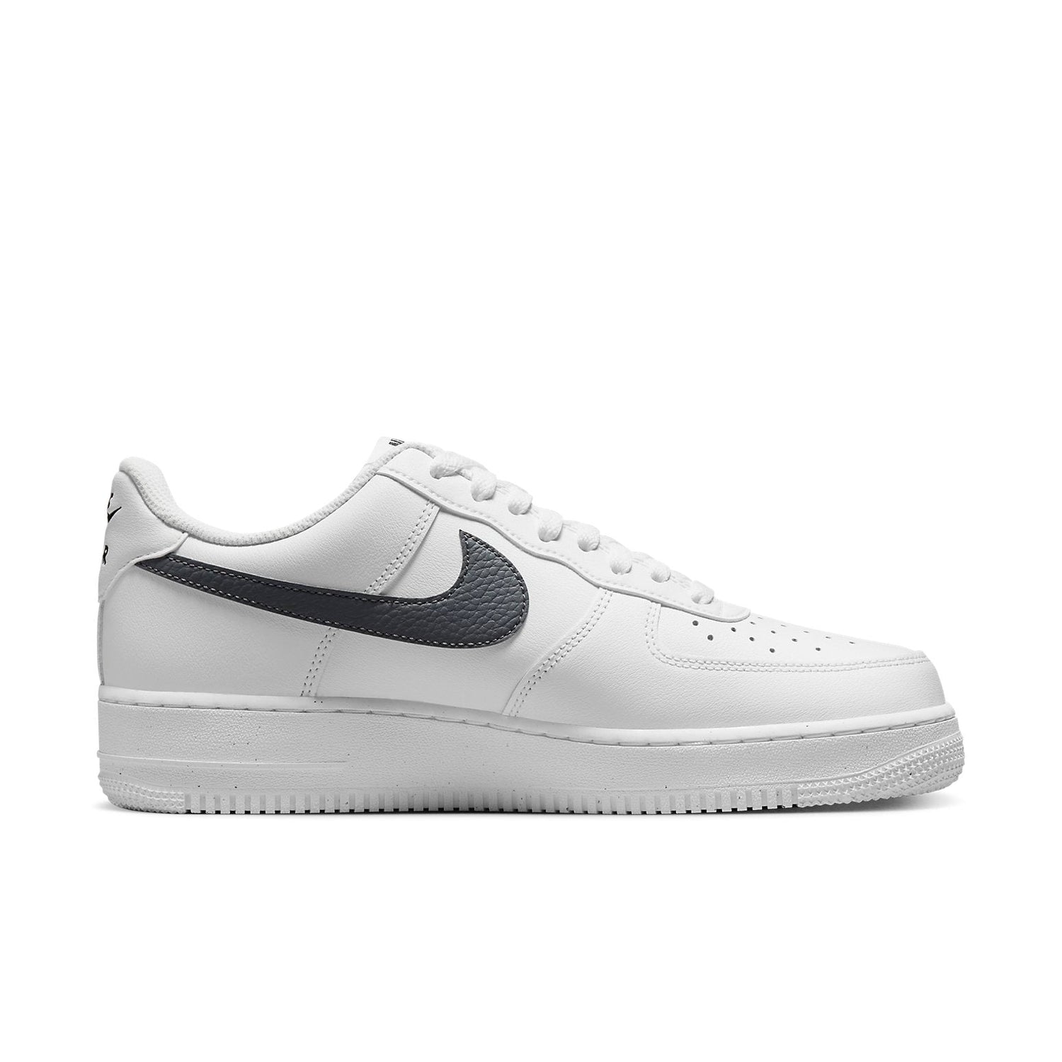 Nike Air Force 1 Low &