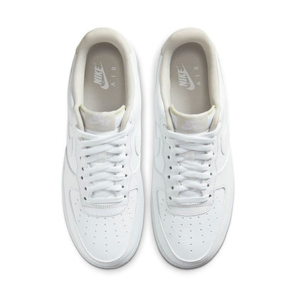 NikeAir Force 1 Low &