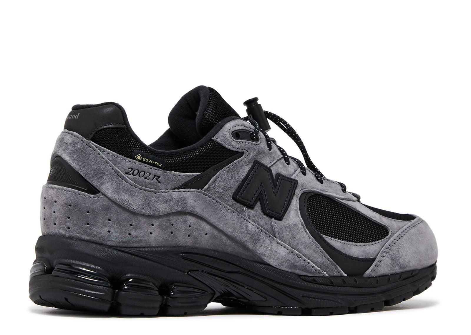 New Balance 2002R Gore-Tex Charcoal
