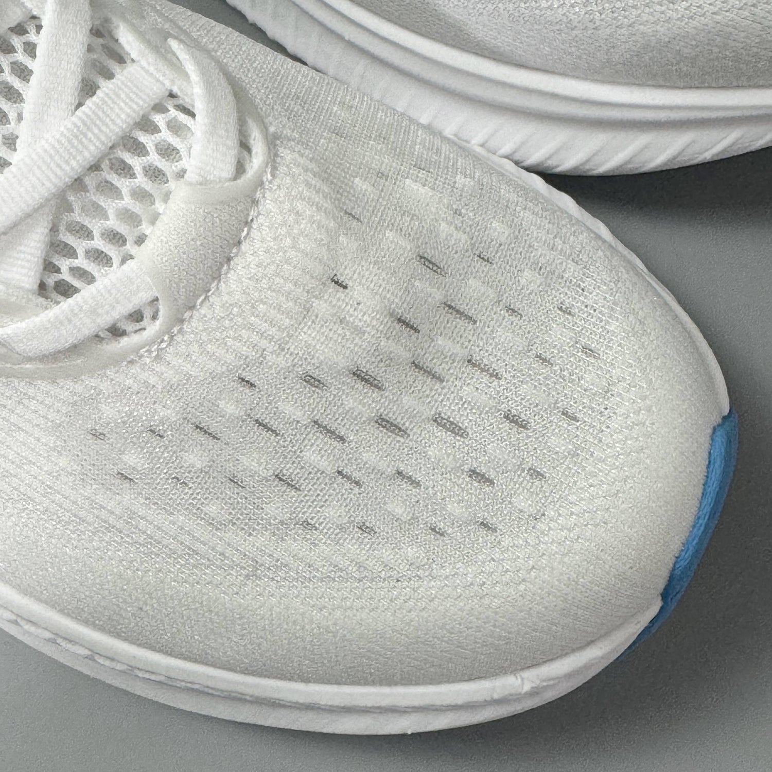 Hoka One One Mach 6 &