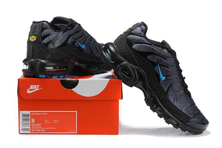 Nike Air Max Plus &