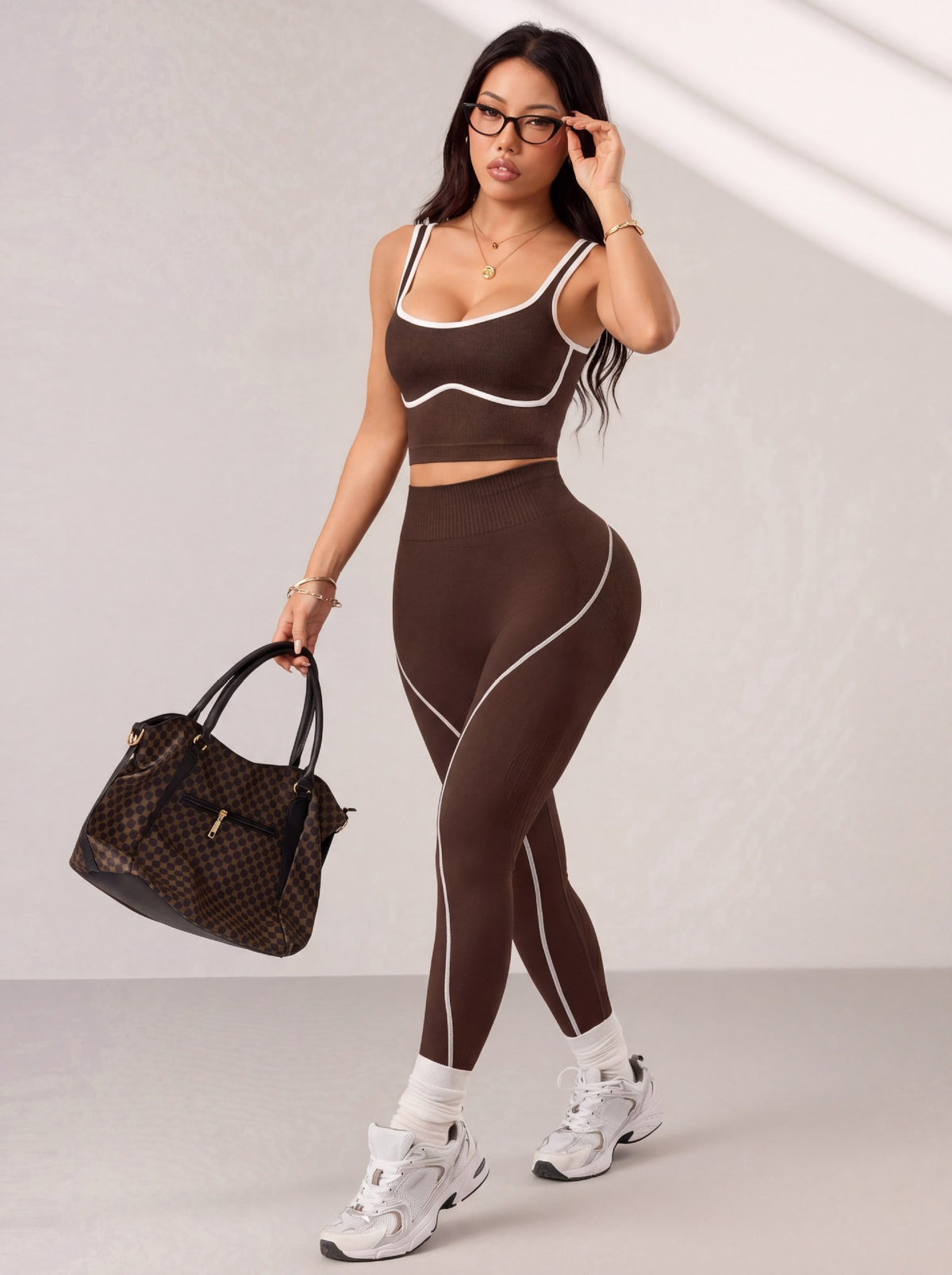 Seamless yoga workout suit
