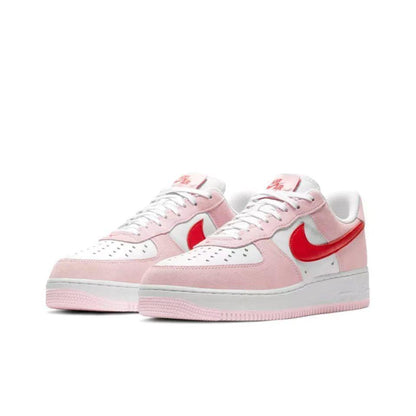 Nike Air Force 1 &