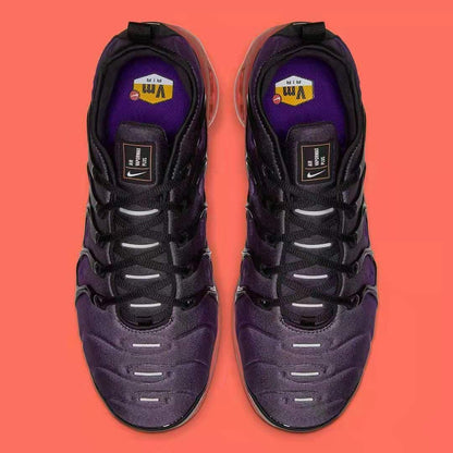 Nike Air VaporMax Plus &