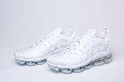 Nike Air VaporMax Plus &
