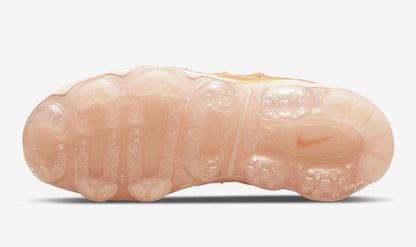 Nike Air VaporMax Plus &