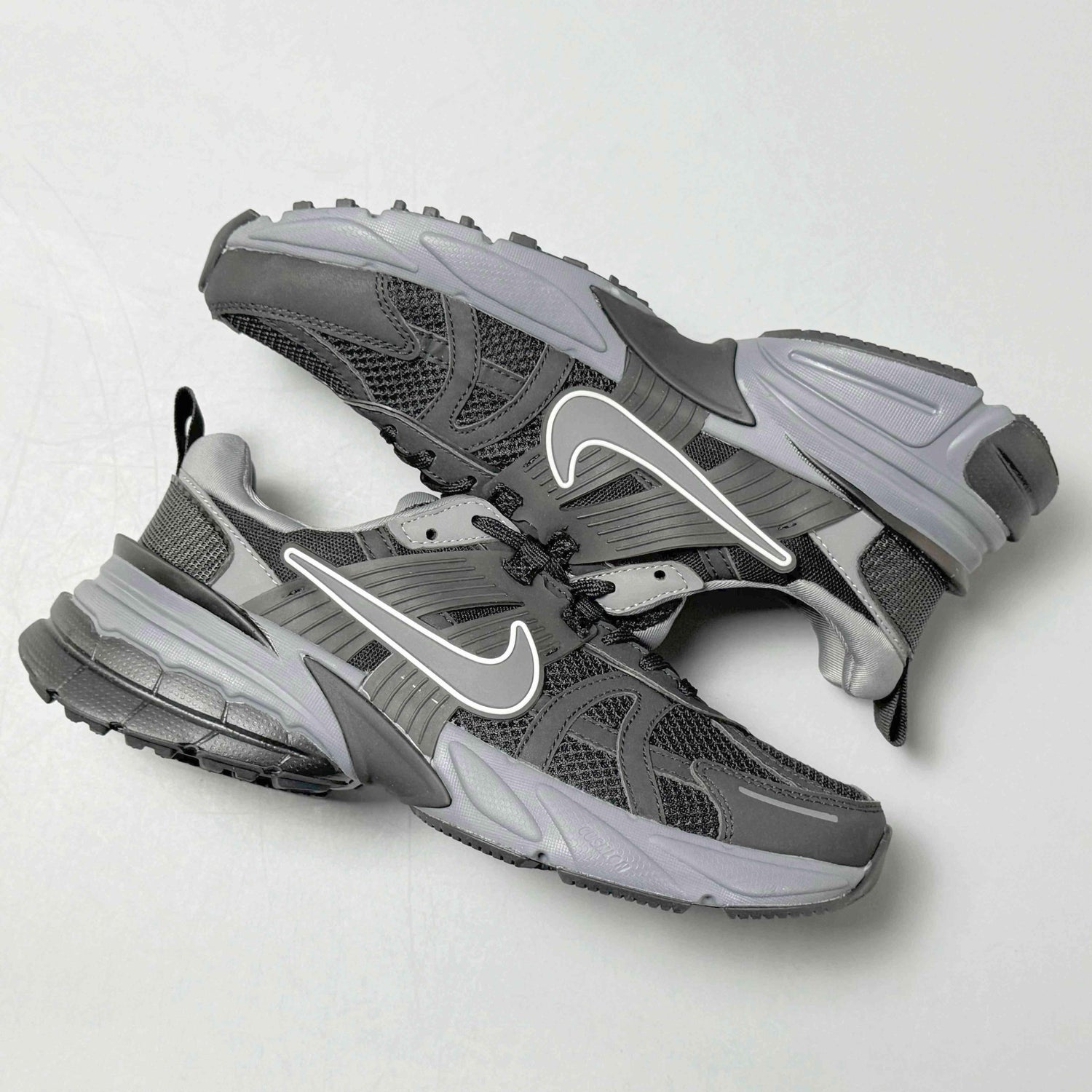 Nike V2K Run &