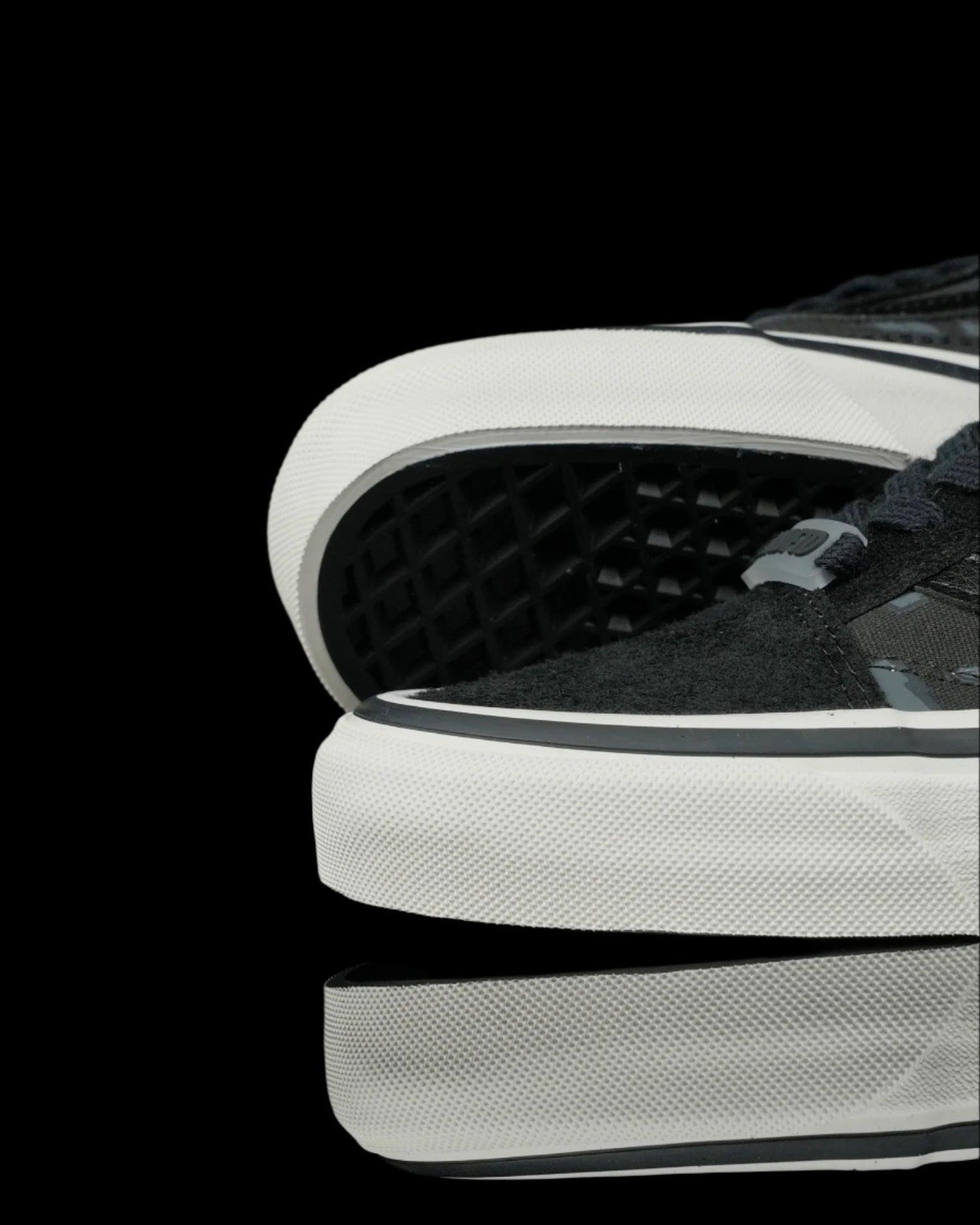 UNDEFEATED X VANS OG OLD SKOOL LX - &
