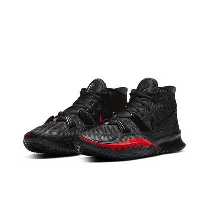 Nike Kyrie 7 &