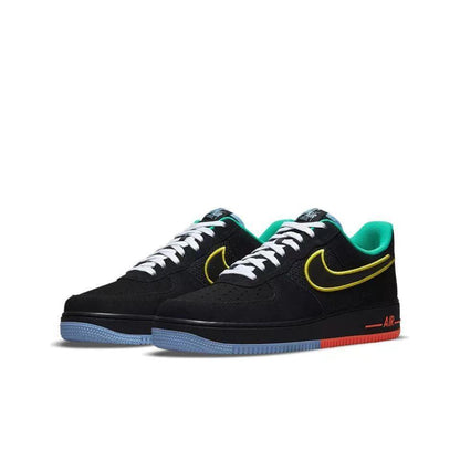 Nike Air Force 1 &