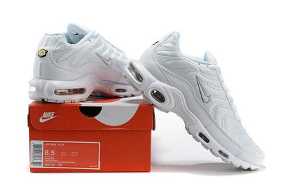 Nike Air Max Plus &