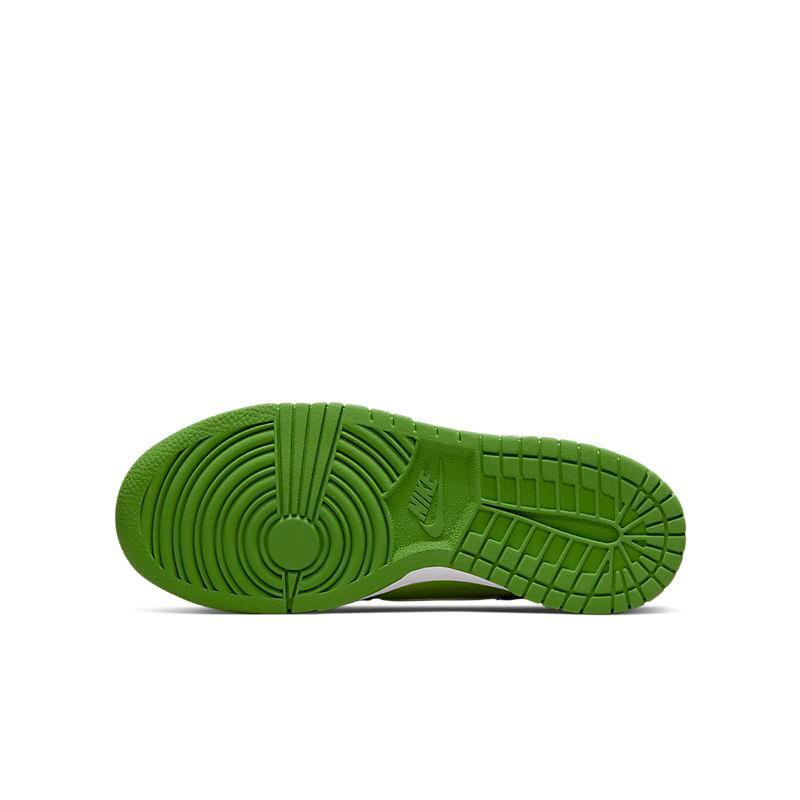 Nike Dunk Low &