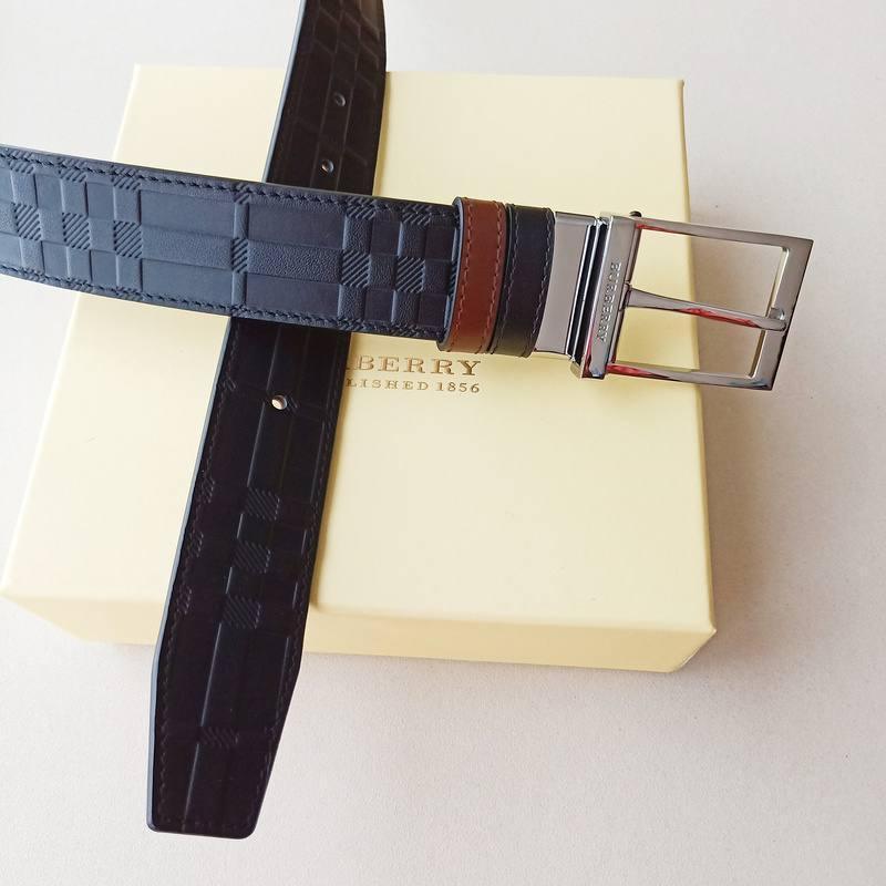 Burberry Leather Vintage Belt &