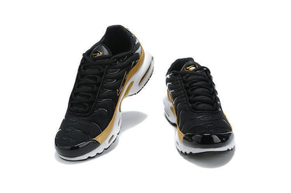 Nike Air Max Plus &