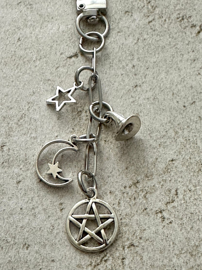 Witchy Bag Charm Keychain – Spooky Accessories for Witches, Goths &amp; Halloween Lovers