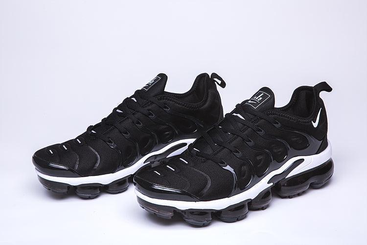 Nike Air VaporMax Plus &