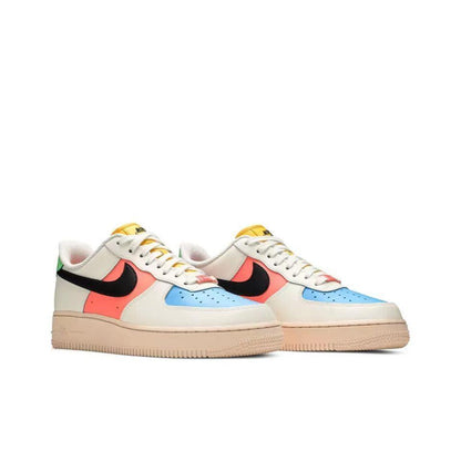 Nike Air Force 1 &
