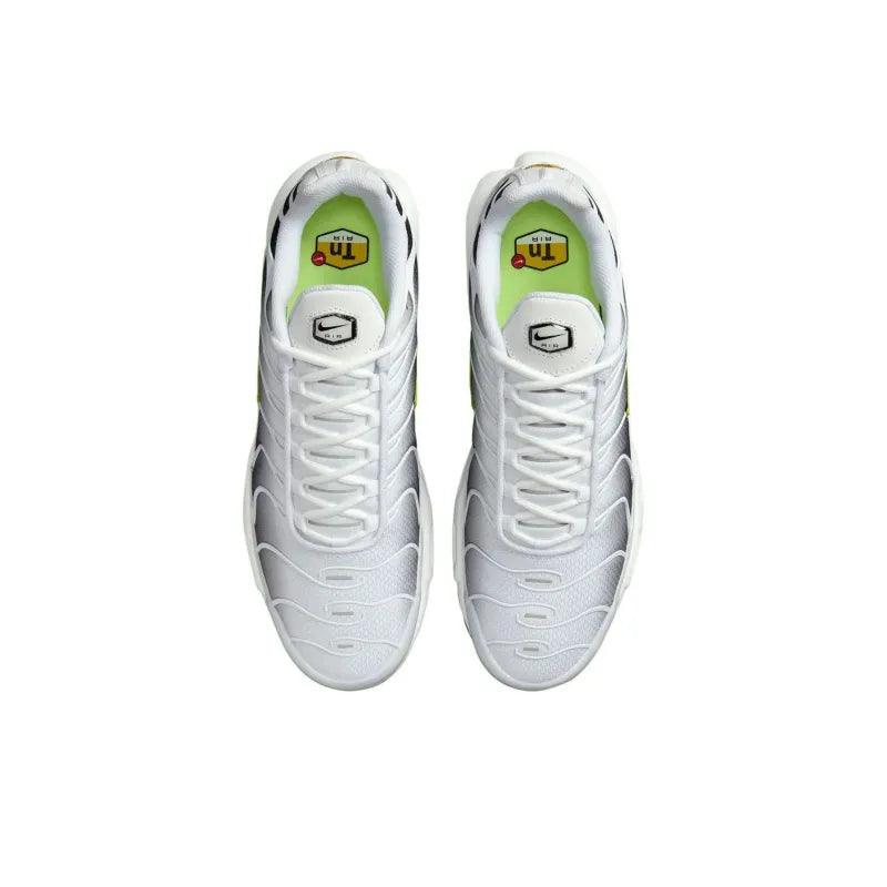Nike Air Max Plus &